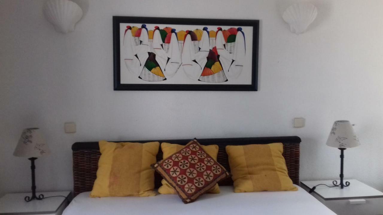 Casa Das Flores อัลบูเฟรา ภายนอก รูปภาพ